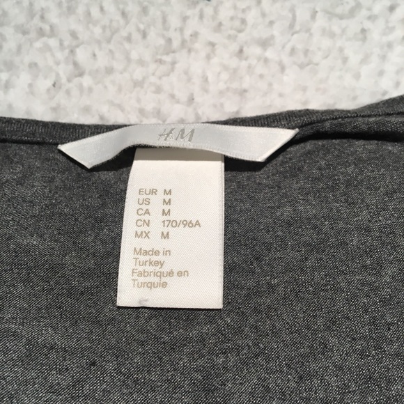 NWOT H&M lace cutout high neck tank size medium - Picture 3 of 4